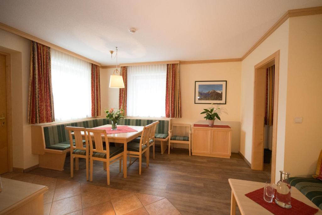 Landhaus Lexner Tux Extérieur photo